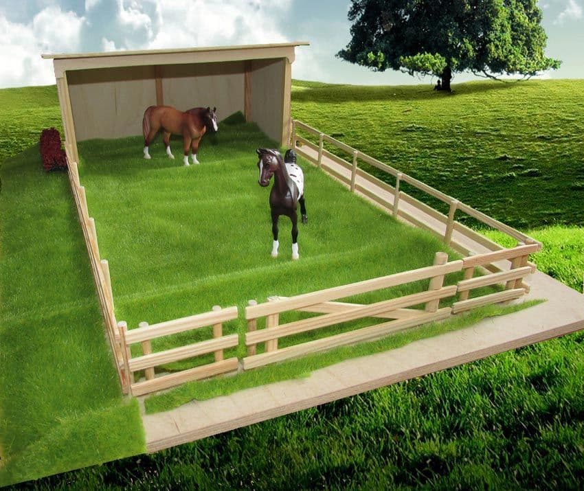 Field Shelter with Fenced Paddock