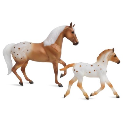 Effortless Grace Horse & Foal Set